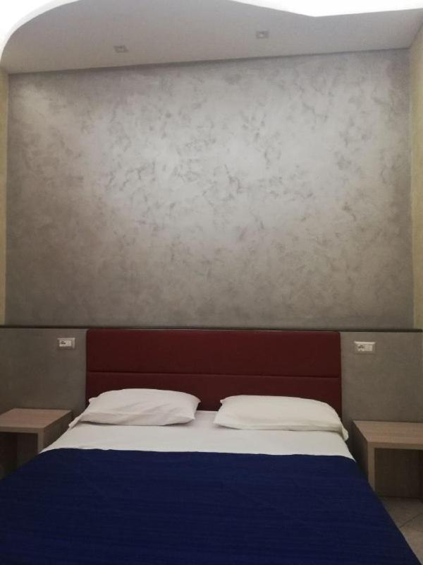 Hotel Guest Planet à Rome Extérieur photo